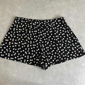 Monteau Black Daisy Floral High Waist Flared Leg Shorts